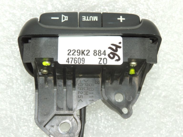 Suzuki Liana SX4 Grand Vitara radio pārslēdzējs stūres pārslēdzējs 374605050J10