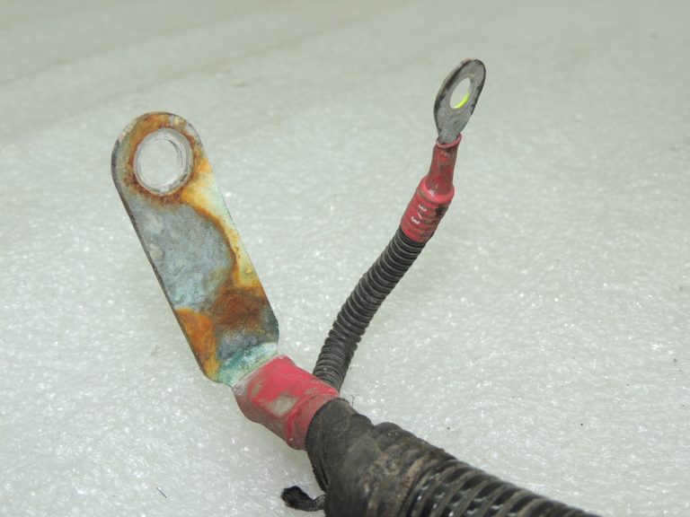 Alfa Romeo Giulietta 940 2.0/1.6 JTDM Akumulators Plus Stūres pastiprinātāja vads 50527054