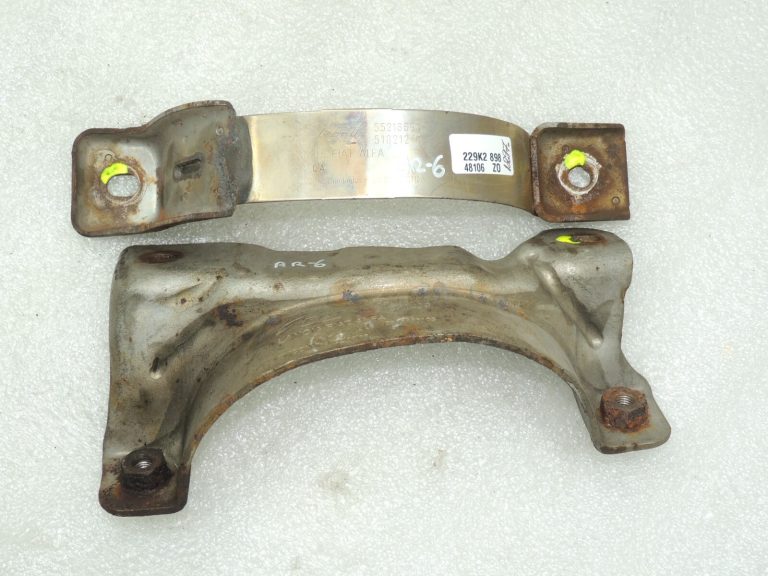 Alfa Romeo Giulietta 940 2.0D kronšteins katalizatora 51955877, 51955878