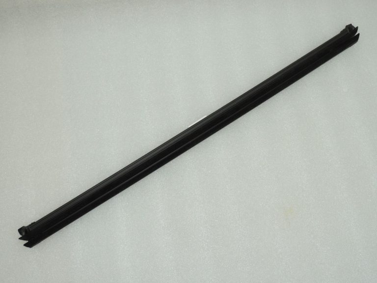 Seat Cupra Leon KL8 aizmugurējā loga blīve kreisā iekšpuse 5FF839479