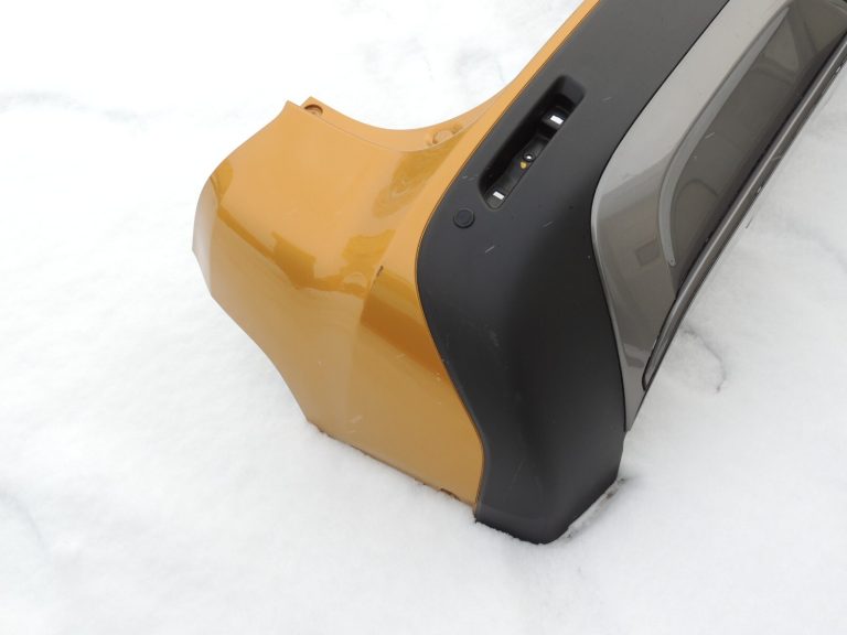 Suzuki Vitara LY IV Aizmugurējā bampera krāsa DBH 71811-54P11-N49 7187186R000BK