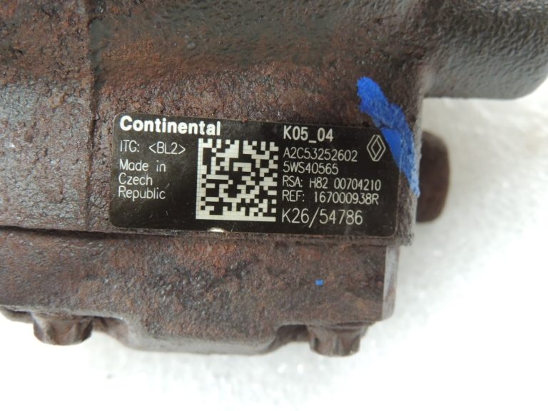 Dacia Duster 1.5D Iesmidzināšanas sūknis 167000061R 167000938R