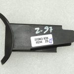 Opel Zafira B degvielas uzpildes pārsega vāka izpildmehānisma kronšteins 13142277