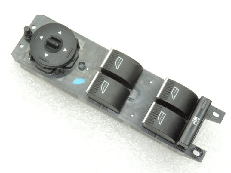 Ford Focus III Logu regulatora slēdzis priekšējais kreisais 2033142 F1ET-14A132-CC