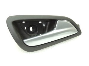 Ford Focus III Durvju rokturis iekšpusē labajā pusē 1746825 AM51-U22600-BE3JA6