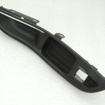 Ford Focus III vāks elektriskā loga slēdža durvju vāks priekšējais labais 1733663