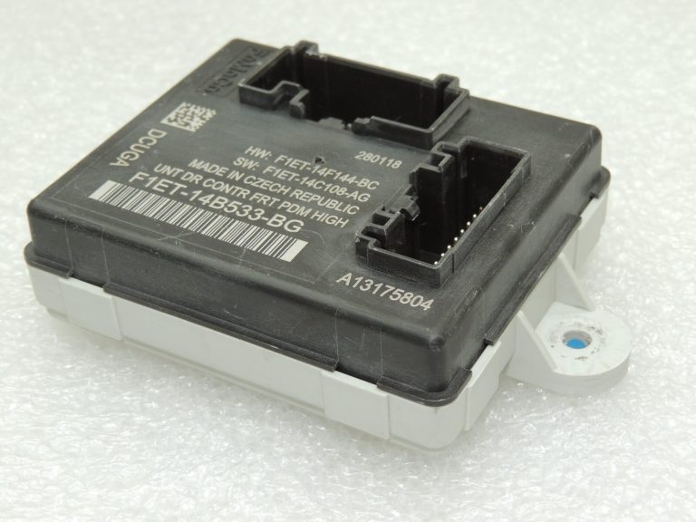 Ford Focus III durvju vadības bloks priekšējais labais 2097995 F1ET-14B533-BG