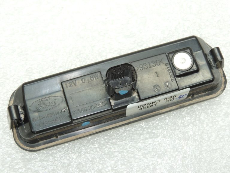 Ford Focus III aizmugurējo durvju atvērējs 1886014 BM51-19B514-AF