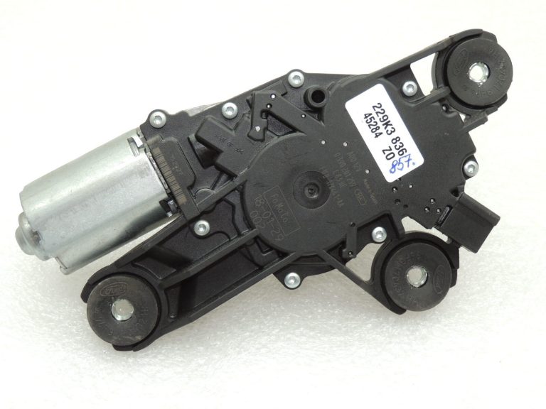 Ford Focus III Aizmugurējā stikla tīrītāja motors 1851421 F1FB-17K441-AA