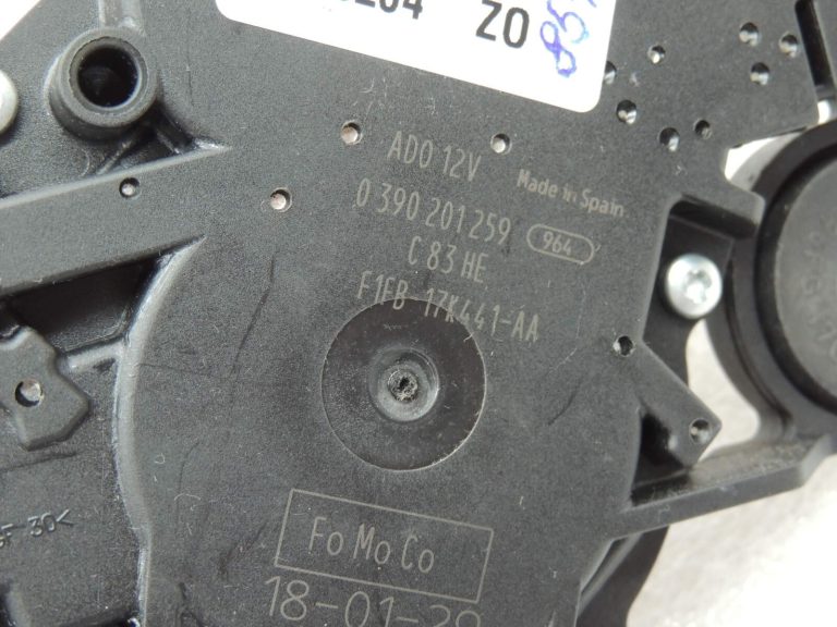 Ford Focus III Aizmugurējā stikla tīrītāja motors 1851421 F1FB-17K441-AA