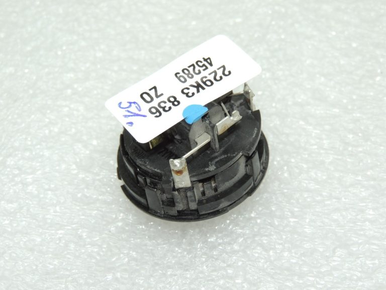 Ford Focus III augstfrekvences skaļrunis 1673152 8A6T-18808-BB
