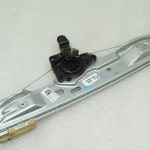 Ford Focus III aizmugurējais kreisais loga regulators 1870372 BM51-A27001-BE