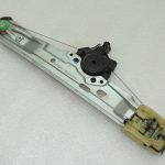 Ford Focus III aizmugurējais kreisais loga regulators 1870372 BM51-A27001-BE