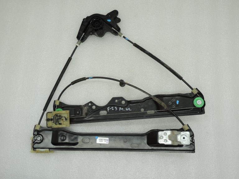 Ford Focus III Logu regulators priekšējais kreisais 1870698 BM51-A23201-BF