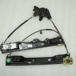 Ford Focus III Logu regulators priekšējais kreisais 1870698 BM51-A23201-BF