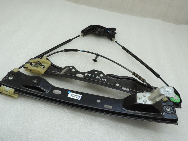 Ford Focus III Logu regulators priekšējais kreisais 1870698 BM51-A23201-BF