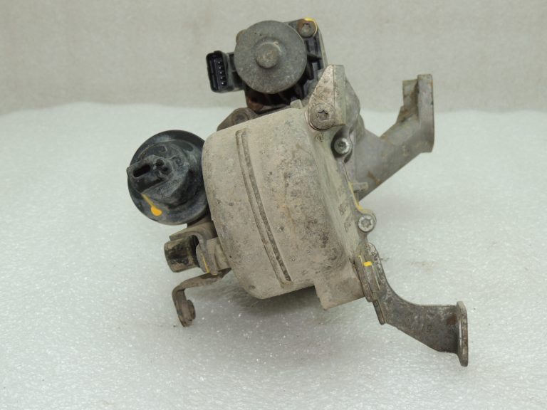 Ford Focus III 1.5TDCi EGR dzesētājs Izplūdes gāzu dzesētājs 1891365 FM5Q-9U433-AA