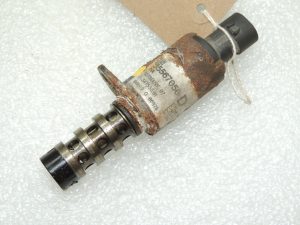 Opel Zafira B 1.8i Z18XER Sadales vārpstas sensora vadības vārsts 55567050