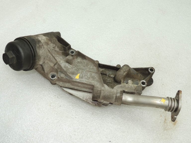 Opel Zafira B 1.8i Z18XER eļļas filtra korpuss 25199751 55355603