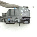 Nissan Navara II 4×4 Aizmugures kreiso durvju slēdzene 82501EB30D