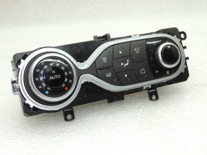 Renault Captur I J87 Gaisa kondicionēšanas vadības bloks 275105430R