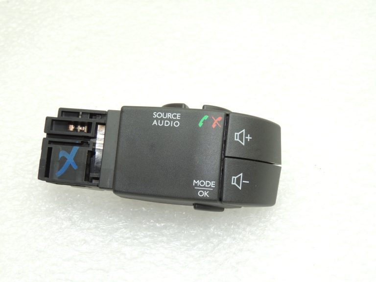 Renault Captur I J87 radio slēdzis stūres slēdzis 255522448R