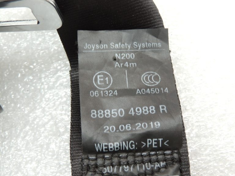 Renault Captur I J87 Aizmugurējā centrālā drošības josta 888504988R