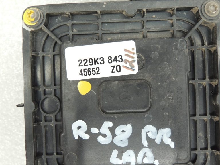 Renault Captur I J87 Facelift Dienas gaitas lukturis Dienas gaitas lukturis priekšējais labais