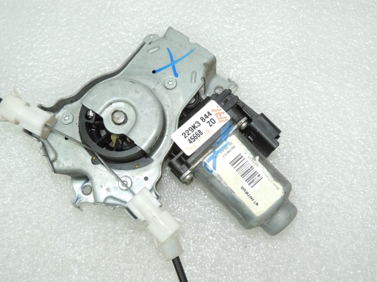 OEM Nissan Navara II 4×4 logu regulators ar motoru priekšējais kreisais 807314X00A