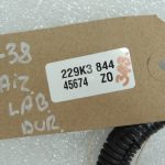 OEM Nissan Navara II 4×4 Aizmugurējā labā durvju instalācija 241265X60B