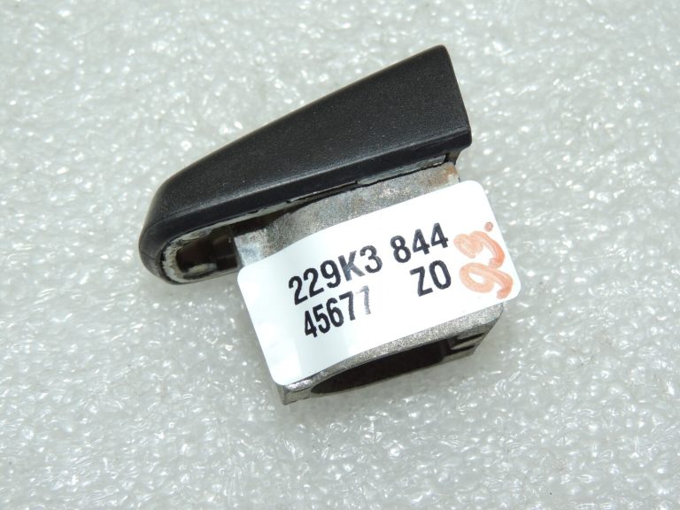OEM Nissan Navara II 4×4 durvju roktura vāciņš aizmugurējais priekšējais 80646EB110