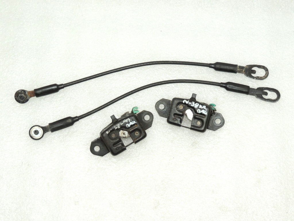 Комплект замка задней двери OEM Nissan Navara II 4x4 90460EA80A 90503ZP50A
