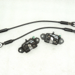 OEM Nissan Navara II 4×4 aizmugurējo durvju slēdzenes komplekts 90460EA80A 90503ZP50A