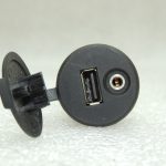 Nissan Navara II 4×4 USB AUX ligzda 280235X00A