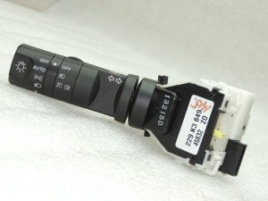 Nissan Navara II 4x4 indikatora slēdzis 25540ZM02E
