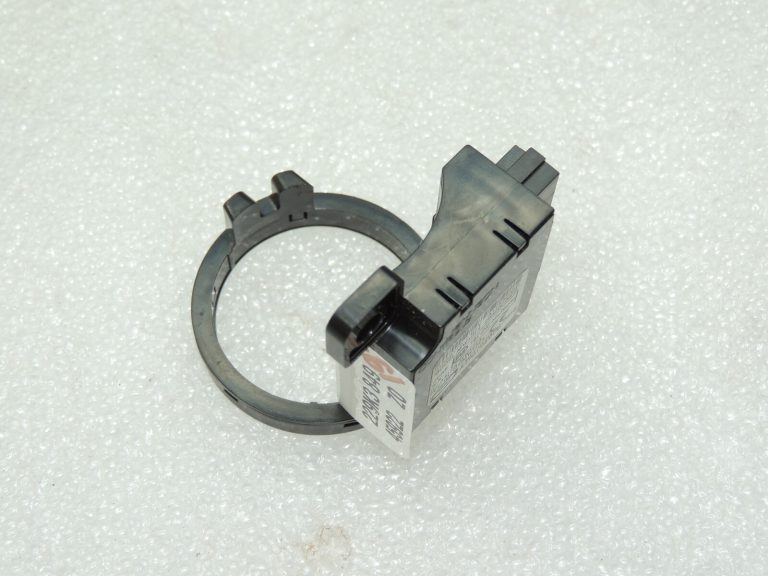 OEM Nissan Navara II 4×4 imobilaizera nolasīšanas spoles vadības bloks 28590C9968