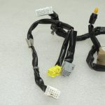 OEM Nissan Navara II 4×4 elektroinstalācijas remonta stūres rats 484305X47B