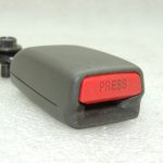 OEM Nissan Navara II 4×4 Drošības jostas sprādze priekšējā labā 868424X08B