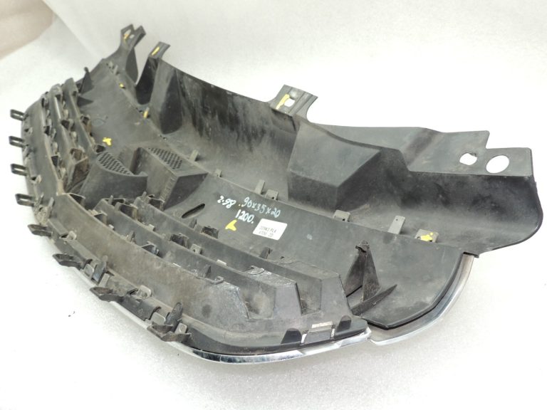Opel Zafira B Facelift 2008 radiatora režģis priekšējais režģis hromēts 93199113 13247327