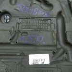 Skoda Octavia oriģināls motora vāks TDI DEFEKTĪVS! 03l103925