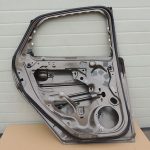 Ford Focus III Facelift Hečbeks aizmugurējās kreisās XF kreisās durvis Karibu