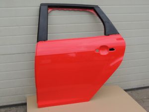 Ford Focus III Aizmugurējās kreisās durvis Sacīkšu sarkana 2172764 PBM51-N24631-AE