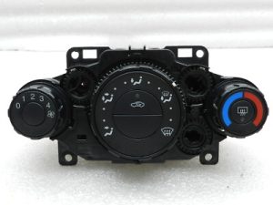 Ford Fiesta original climate control unit 8A61-18549-AE