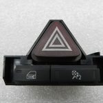 Opel Corsa D oriģinālais avārijas signāllukturu slēdzis 13189529