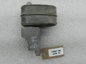 Skoda Kodiaq kronšteins, izplūdes sistēmas aizmugurējais izplūdes kronšteins 5Q0253147