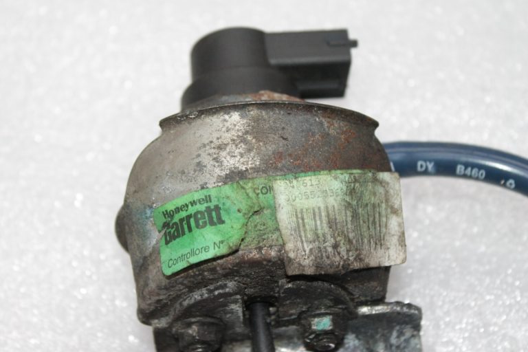 OEM Alfa Romeo Giulietta 940 2.0 JTD turbokompresora vakuuma kārbas piedziņa 55246403