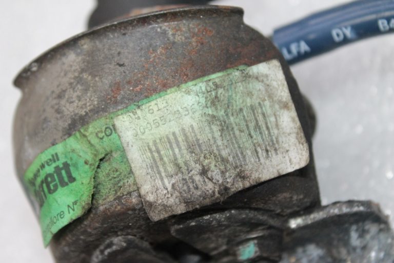 OEM Alfa Romeo Giulietta 940 2.0 JTD turbokompresora vakuuma kārbas piedziņa 55246403