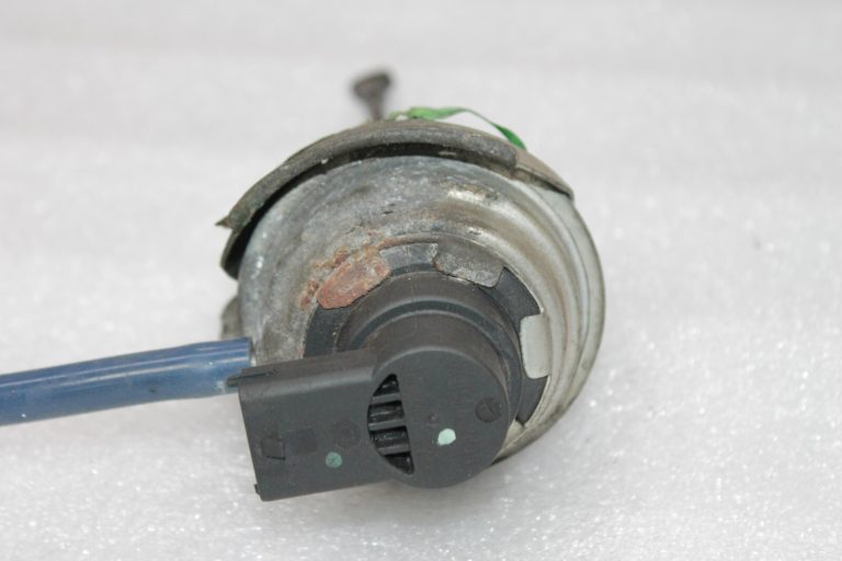 OEM Alfa Romeo Giulietta 940 2.0 JTD turbokompresora vakuuma kārbas piedziņa 55246403