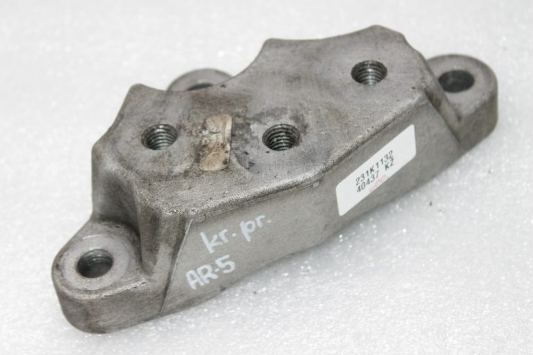 Oriģināls Alfa Romeo Giulietta 940 2.0 JTD motora stiprinājums kreisajā pusē 51838161