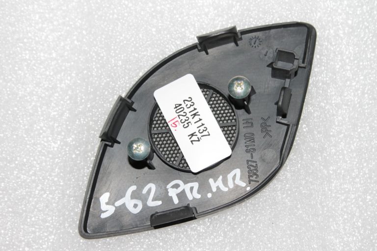 Suzuki SX4 II S-Cross JY instrumentu paneļa skaļruņa vāks kreisais 73827-61M00